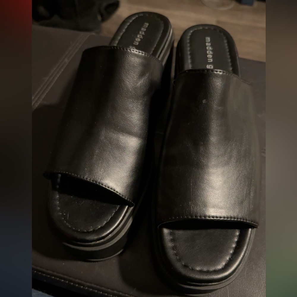 NEW Madden Girl Windy Black Paris Platform Wedge Slip-on Peep Toe Sandal Sz 11m - Picture 9 of 11